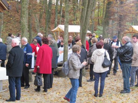 Sprejem gostov iz Velikih Lašč in dvig zastave v čast Šafarskemu v okviru vseslovenske akcije Moja dežela-lepa in gostoljubna 5